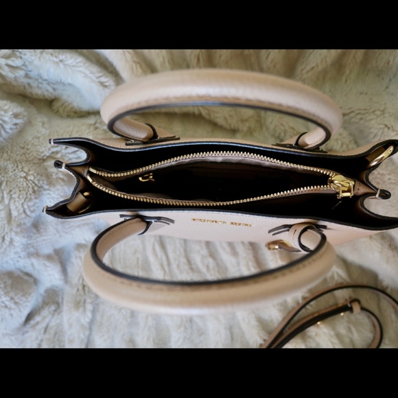 Michael Kors Mercer 2Way Handbag - Picture 7 of 14